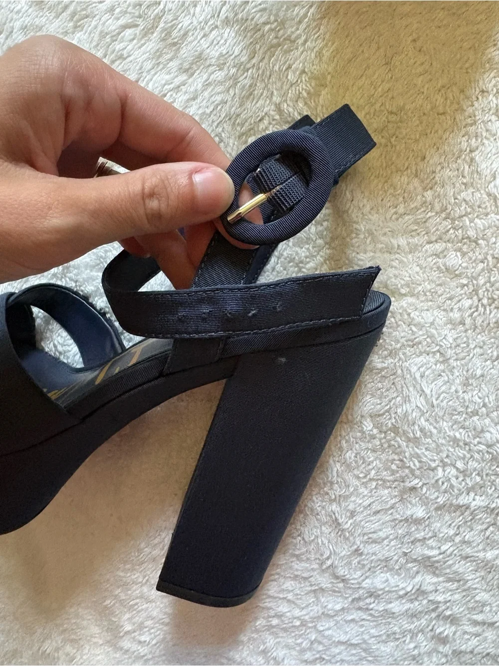 Sam Edelman dial up